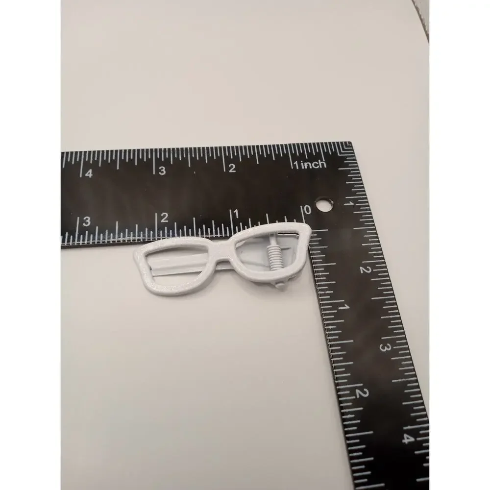 4 pack of Hair Clips Barrettes Sunglasses Glasses Style Black White 0874-878